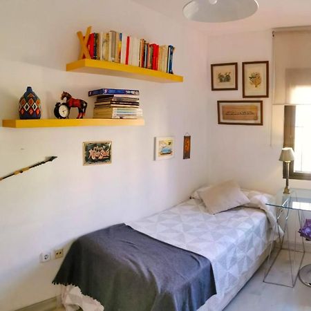 Habitacion Agradable Con Bano Individual Sevilla Exteriör bild